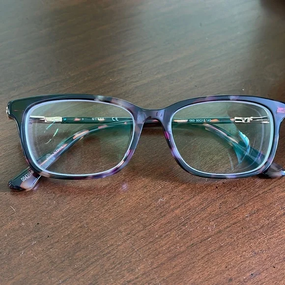 Guess eyeglasses frames. - Picture 2 of 6